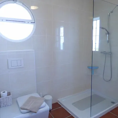 Selecta Casa Esmerdo إِستيبونا
